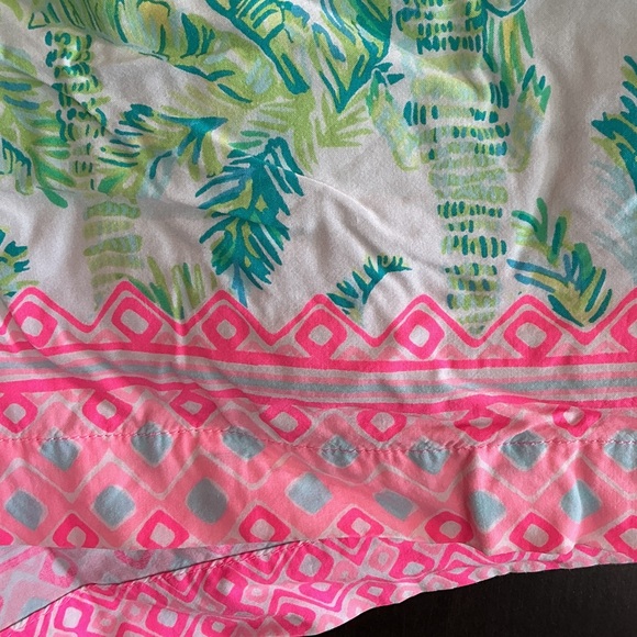 Lilly Pulitzer Green and Pink Women's Cargo Shorts - Picture 3 of 5